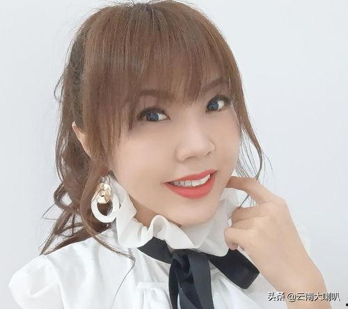 娱乐吃瓜女主角,揭秘吃瓜女主角的逆袭之路